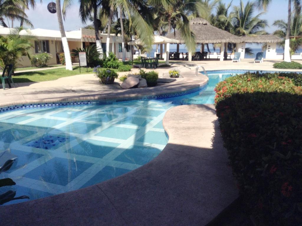 Coral Pacifico Hotel Y Villas Manzanillo Bagian luar foto